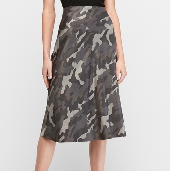 Express Midi Camo Skirt - Picture 1 of 6